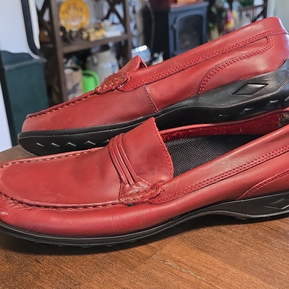 Deer Stag Made In Brazil Womens Burgundy Walking Loafers Leather Size 6.5W - Picture 2 of 4